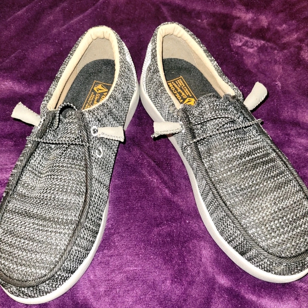 Volcom Gray Sole Casual Shoes